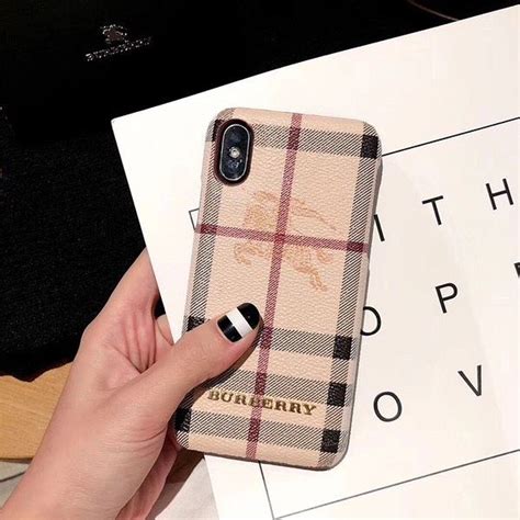 custodia cell burberry|burberry phone covers.